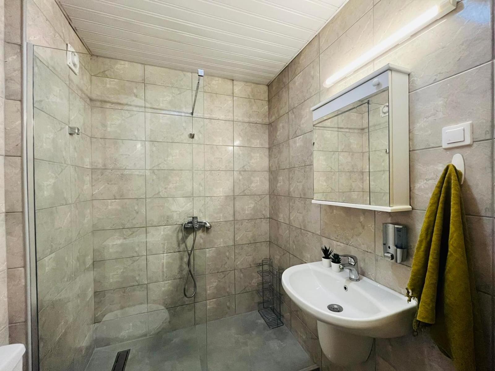 Best Value-Apartment In Skopje Exterior foto