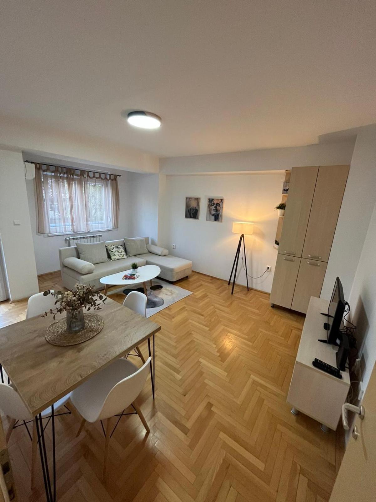 Best Value-Apartment In Skopje Exterior foto